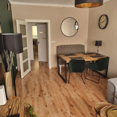 Appartement Apartament.Wolnosc à Varsovie Extérieur photo